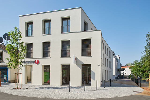 sehr schönes Geschäftslokal in Ortsmitte - seriös und langfristig vermietet - attraktive Rendite