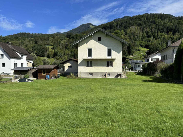 Sonniges Baugrundstück