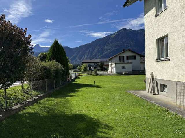 Sonniges Baugrundstück