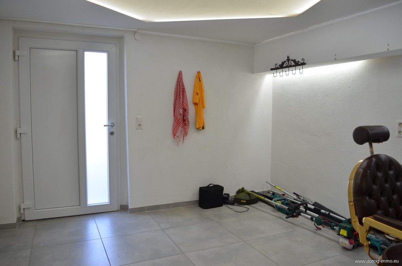 Großzügige Liegenschaft mit zwei Wohneinheiten und 1.513m² Grundstücksfläche in Feldkirch-Tisis