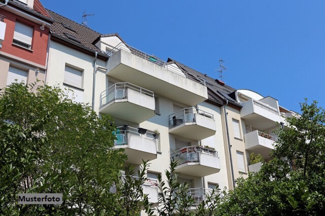 1-Zimmer-Wohnung mit Balkon und Stellplatz