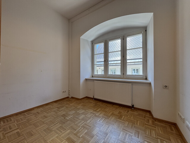 helle Bürofläche in  sehr zentraler, ruhiger Lage