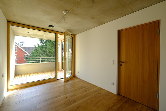 Moderne und hochwertige 2-Zimmer-Wohnung mit Loggia und TG-Platz