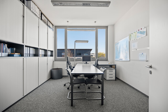 Ravensburg (DE) - Bürofläche im 1. OG mit ca. 500 m²                 