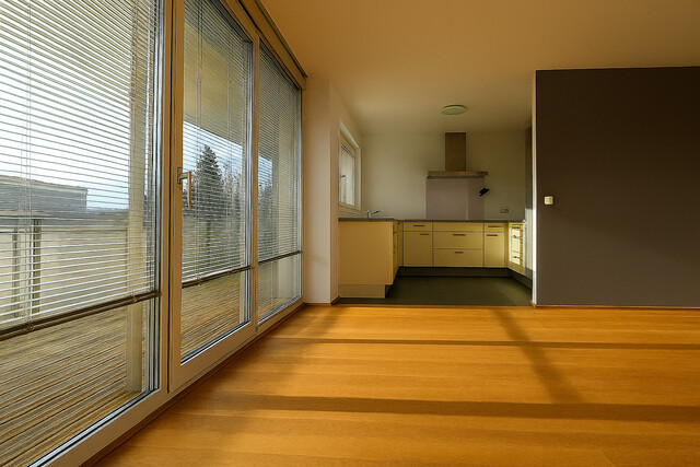 Provisionsfrei - Attraktive Dachgeschosswohnung mit großzügiger Terrasse und Top-Anbindung