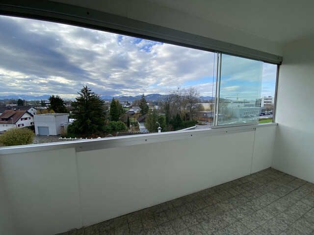 ohne Provision -  gemütliche 1 Zimmer Wohnung mit verglastem Balkon