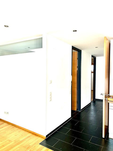 Sonnige Dachgeschosswohnung 74 m² mit Terrasse in Gisingen