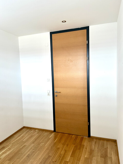 Sonnige Dachgeschosswohnung 74 m² mit Terrasse in Gisingen