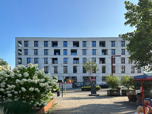 Schöne 1-Zimmer-Wohnung mit traumhafter Aussicht über das Rheintal – mitten in Götzis Schöne 1-Zimmer-Wohnung mit traumhafter Aussicht über das Rheintal – mitten in Götzis