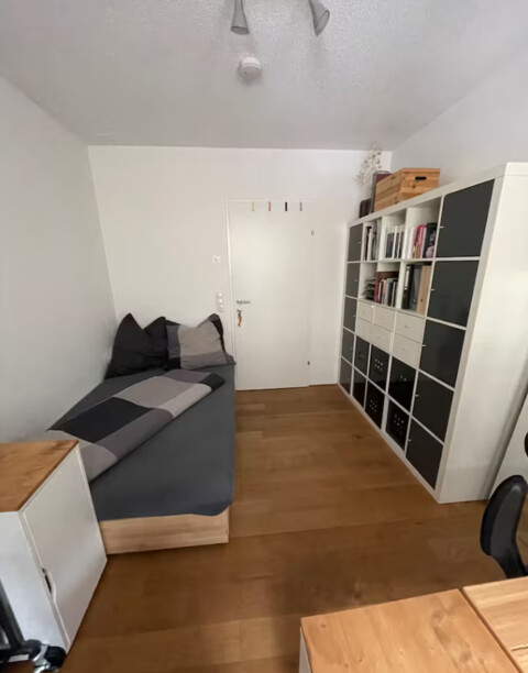 Zimmer (2er WG) zentral in Feldkirch mit Top Anbindung in wunderschöner Wohlfühlwohnung zu vermieten