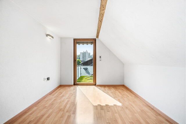 Großzügige Doppelhaushälfte mit Garten, Dachterrasse & flexibler Nutzung in Feldkirch
