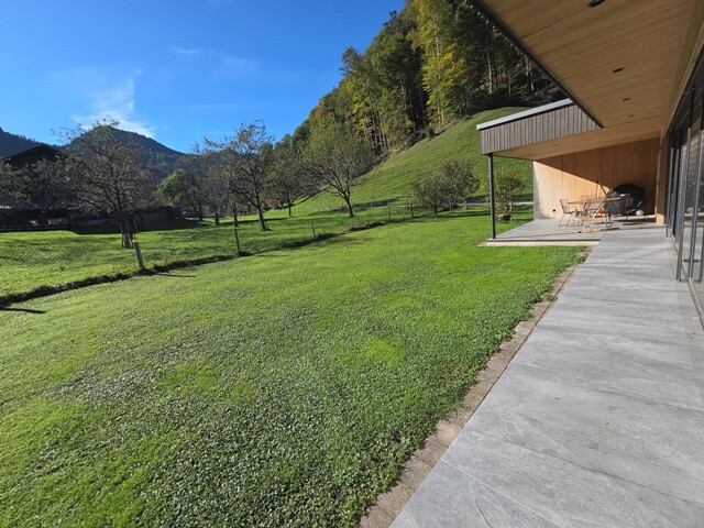 Moderner Bungalow mit großem Garten in schöner und ruhiger Lage (Emser Reute) zu mieten!
