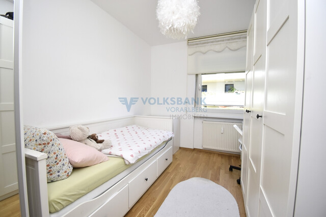 Toll aufgeteilte und lichtdurchflutete Wohnung in Hohenems!