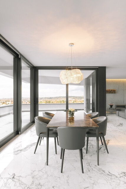 Einzigartige Villa mit Seeblick in Lochau- mit Pool, Sauna und allem, was das Herz begehrt!