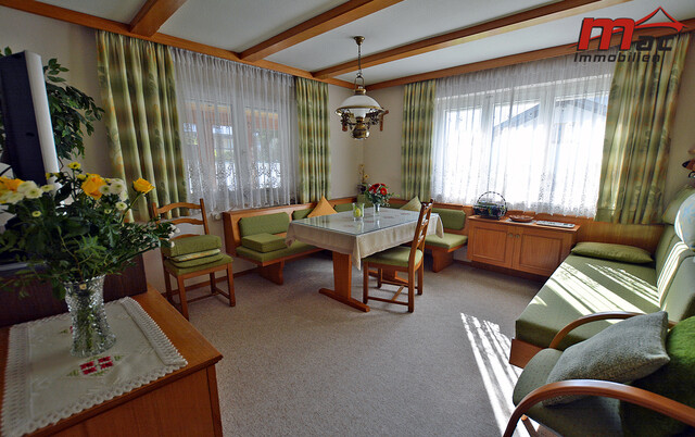 Liebevoll gepflegtes Mehrgenerationen-Wohnhaus in sonniger Ruhelage