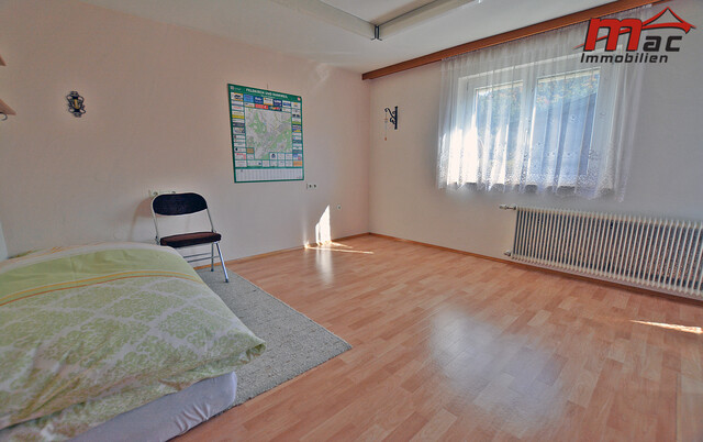 Liebevoll gepflegtes Mehrgenerationen-Wohnhaus in sonniger Ruhelage