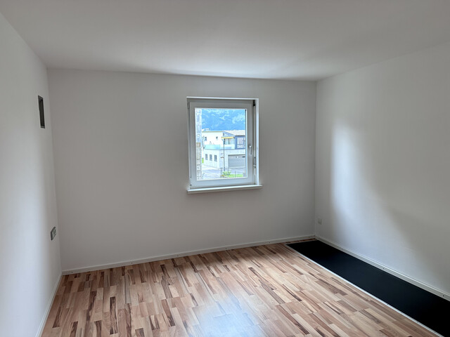 Tolle 3-Zi-Wohnung in 4-Parteien-Haus in Gisingen