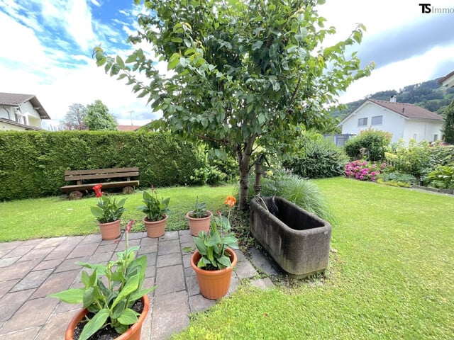 Gaißau: solides Einfamilienhaus: Gepflegt, ruhig & mit schönem Garten, Garage, Carport