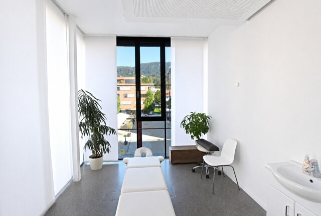 Mordene Praxis oder Büro am Garnmarkt mit ca. 60 m²