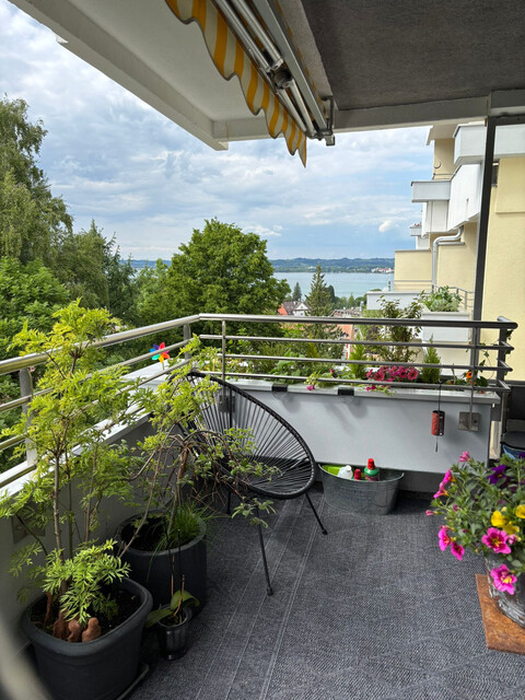 Sonnige Stadtwohnung mit Seesicht und grosser Terrasse, ruhig und zentral