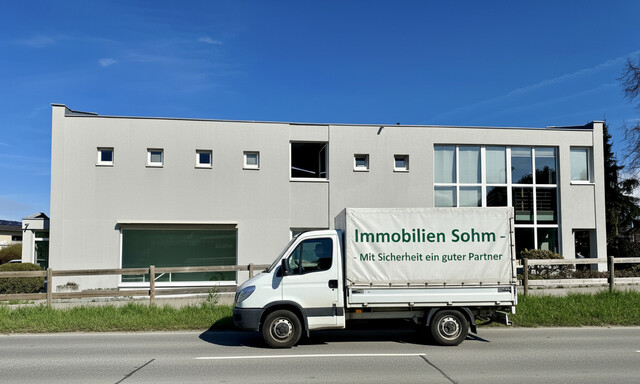 Attraktives Gewerbeobjekt mit Eigennutzung und vermietbaren Flächen – Sichtbarkeit &amp; Eleganz vereint