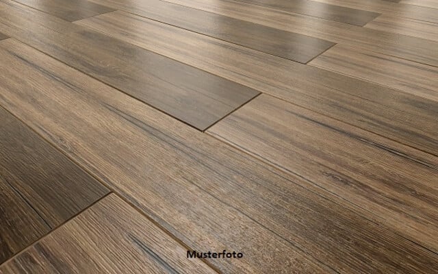 Ihr Rückzugsort am See: Stilvolles Familienhaus mit Steg und Terrasse