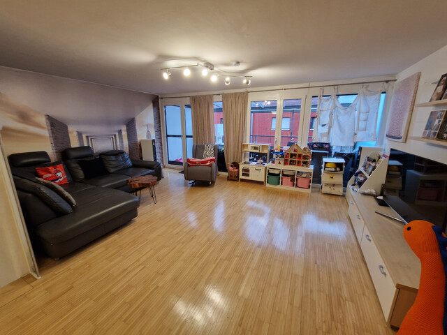 Modernisierte DHH: Perfekt angebunden an die Bregenzer Innenstadt, ruhig und grün im Wohngebiet Rieden, provisionsfrei direkt von uns!