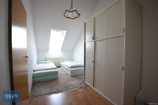 Doppelstöckige 4 Zimmerwohnung - Perfekt für Familien oder Paare!