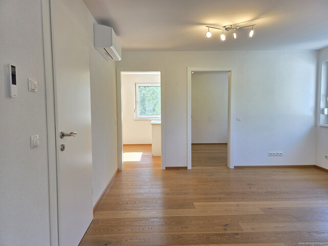 NEUER PREIS: Neuwertiges, klimatisiertes 3-Zimmer-Penthouse in ruhiger Lage mit Unterstellplatz in Koblach!
