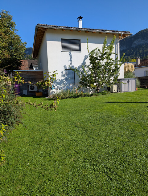 Einfamilienhaus in ruhiger Lage von Götzis mit großem Garten , Pool und hochwertiger Ausstattung