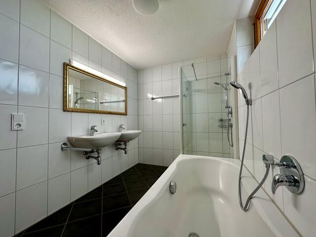 "ohne Provision" modern,  helle 3 Zimmer Terrassenwohnung über 2 Etagen