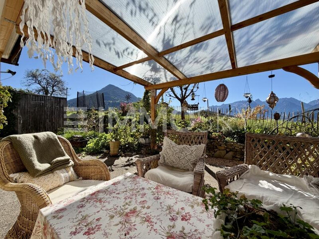 Gartenwohnung mit Rätikon-Blick über der Nebelgrenze