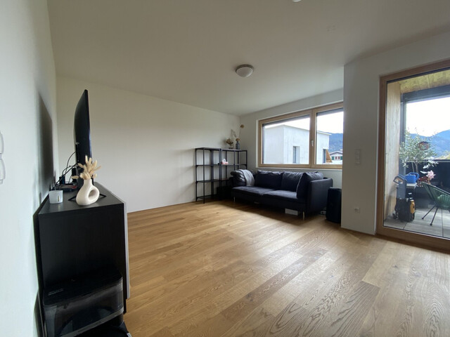 Hochwertige 3 Zimmerwohnung mit Carport/E-Ladestation