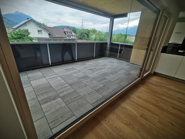 Hochwertige 3 Zimmerwohnung mit Carport/E-Ladestation