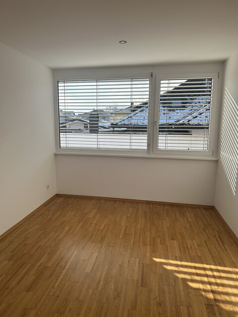 Herrliche Dachterrassenwohnung in Feldkirch-Gisingen:  120 m², 5-Zimmer, 2 Carports 