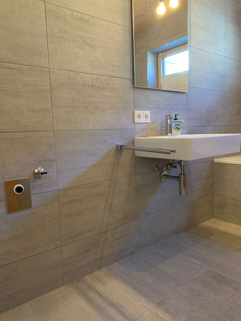 Zur Vermietung gelangt eine gemütliche 3-Zimmer-Gartenwohnung