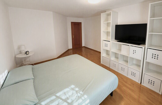 Großes Zweifamilienhaus in bester Lage im Obdorf