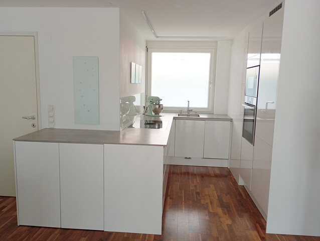 Schöne 2 Zimmer Erdgeschoss Whg  +  20m² Wintergarten 