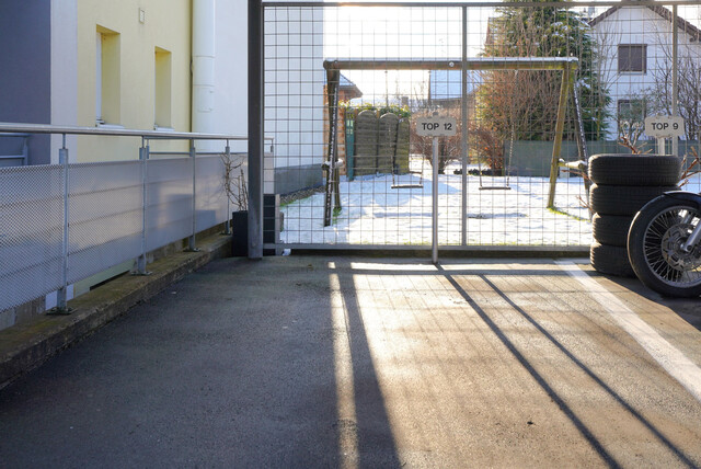 Helle 2-Zimmer-Wohnung mit großer Dachterrasse 