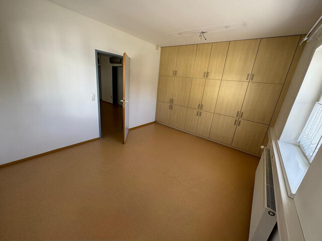 Büro oder Praxisräume zu vermieten