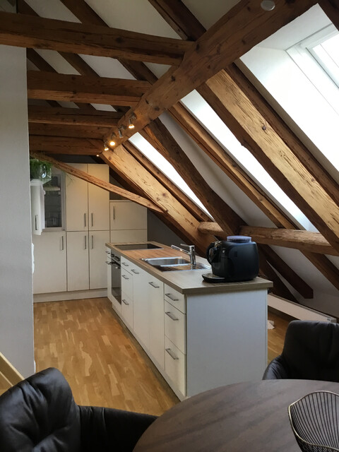 Wohnen auf Zeit - Apartment mit offenem Wohnraum und kleiner Galerie  möbliert | ruhig | hell | komplett ausgestattet