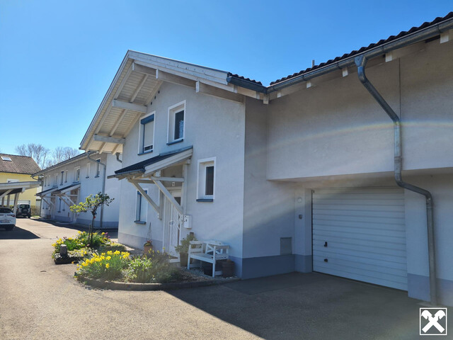 Frisch renovierte Doppelhaushälfte, sofort verfügbar