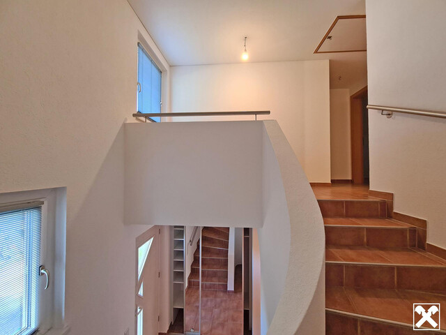 Frisch renovierte Doppelhaushälfte, sofort verfügbar