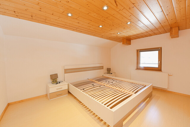 Alpiner Wohntraum: Helle 4- Zimmer Wohnung mit großer Terrasse