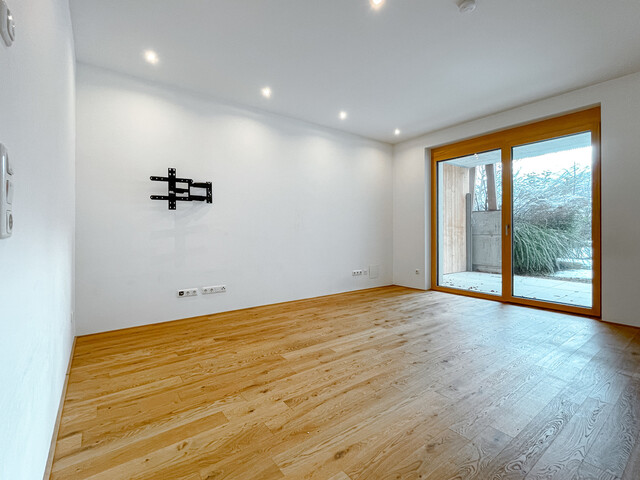 Moderne Architektur mit Garten und Ausblick - 2-Zimmer-Gartenwohnung in Dornbirn