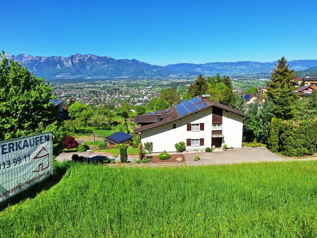 Grundstück mit toller Aussicht zu verkaufen!