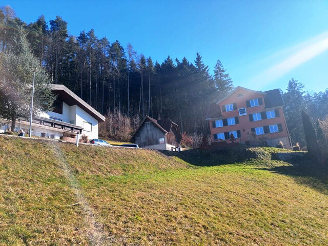 Grundstück mit toller Aussicht zu verkaufen!