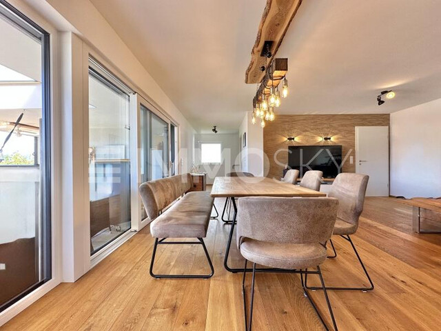 Traumblick in sonniger Ruhelage