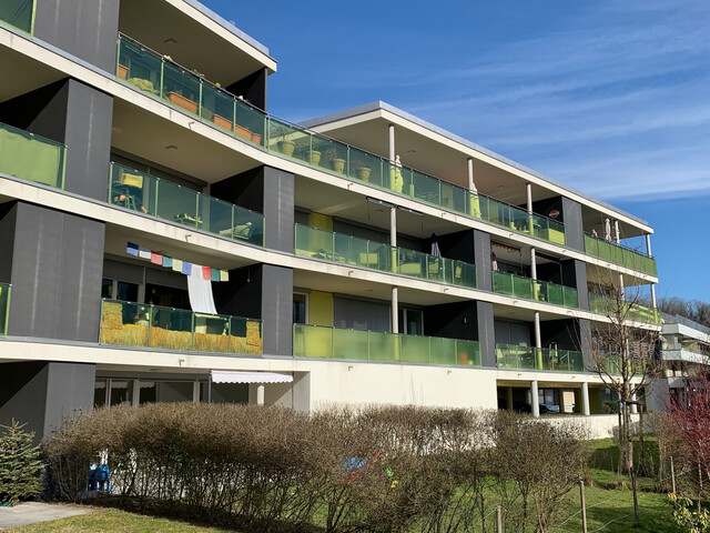 Viel Platz und Sonne!  3 Zimmer Wohnung mit großer Terrasse in Tosters , GRENZNAH!!!