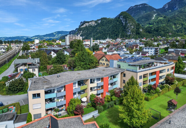 Familienfreundliche 4-Zimmer-Wohnung
mit Balkon in Hohenems